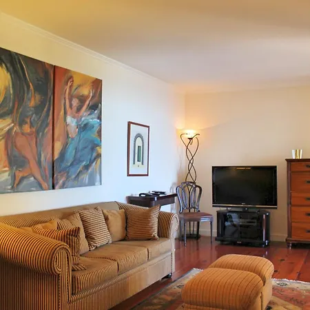 Exquisite Madeira Luz 5 Bedroom Heated Pool Sea Views Games Villa
