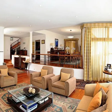 Exquisite Madeira Luz 5 Bedroom Heated Pool Sea Views Games 别墅 丰沙尔