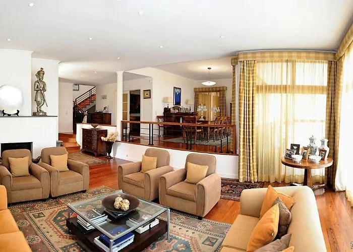 Exquisite Madeira Luz 5 Bedroom Heated Pool Villa Funchal (Madeira)