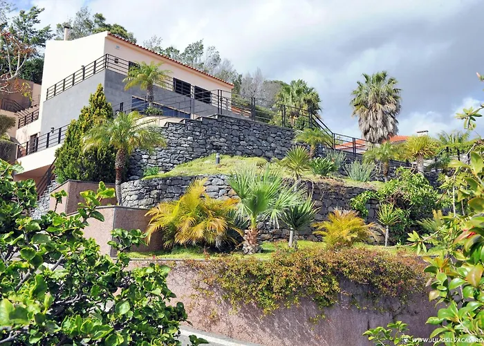 Exquisite Madeira Luz 5 Bedroom Heated Pool Funchal (Madeira)